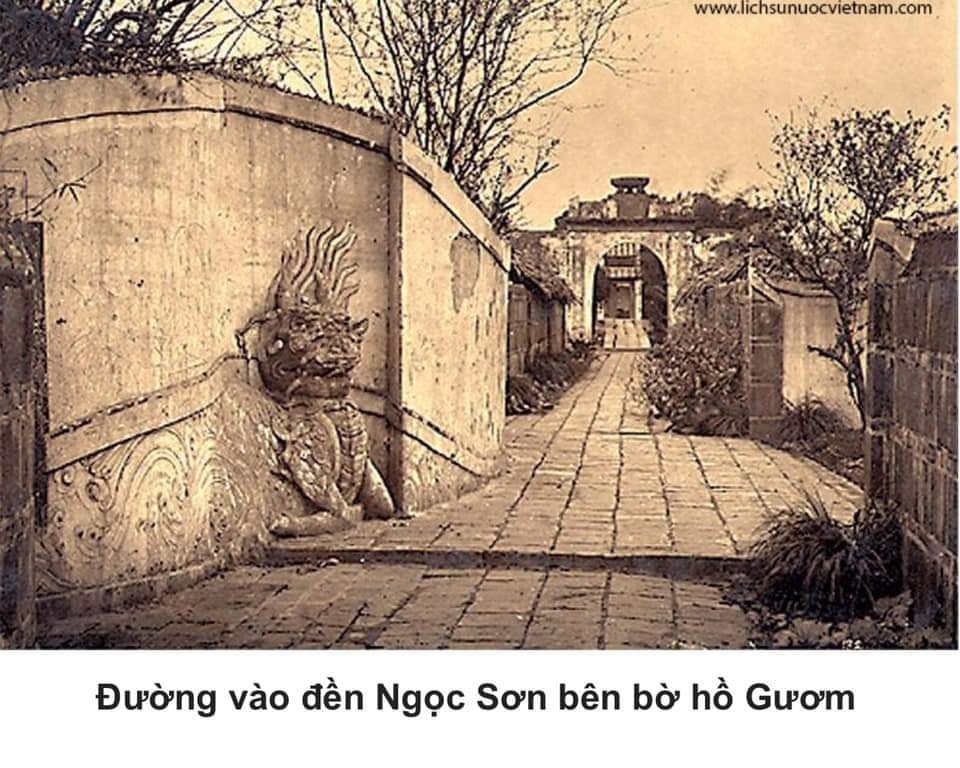 Entrance to Ngoc Son temple