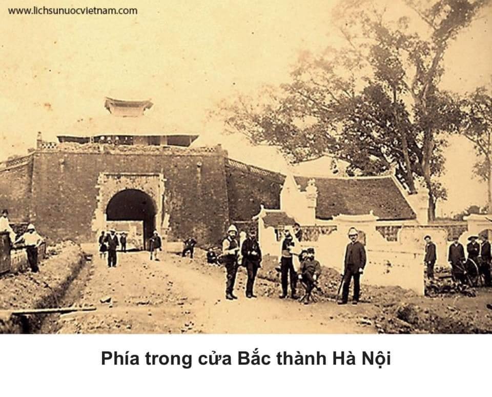 Inside northern gate