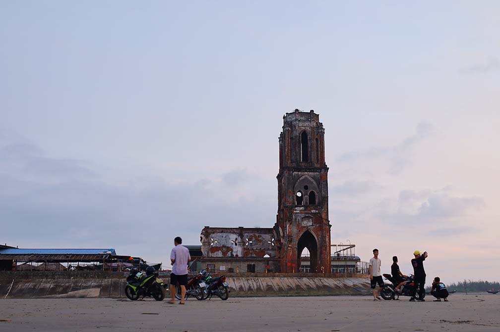 Beautiful Nha Tho Do, popular attraction in Nam Dinh