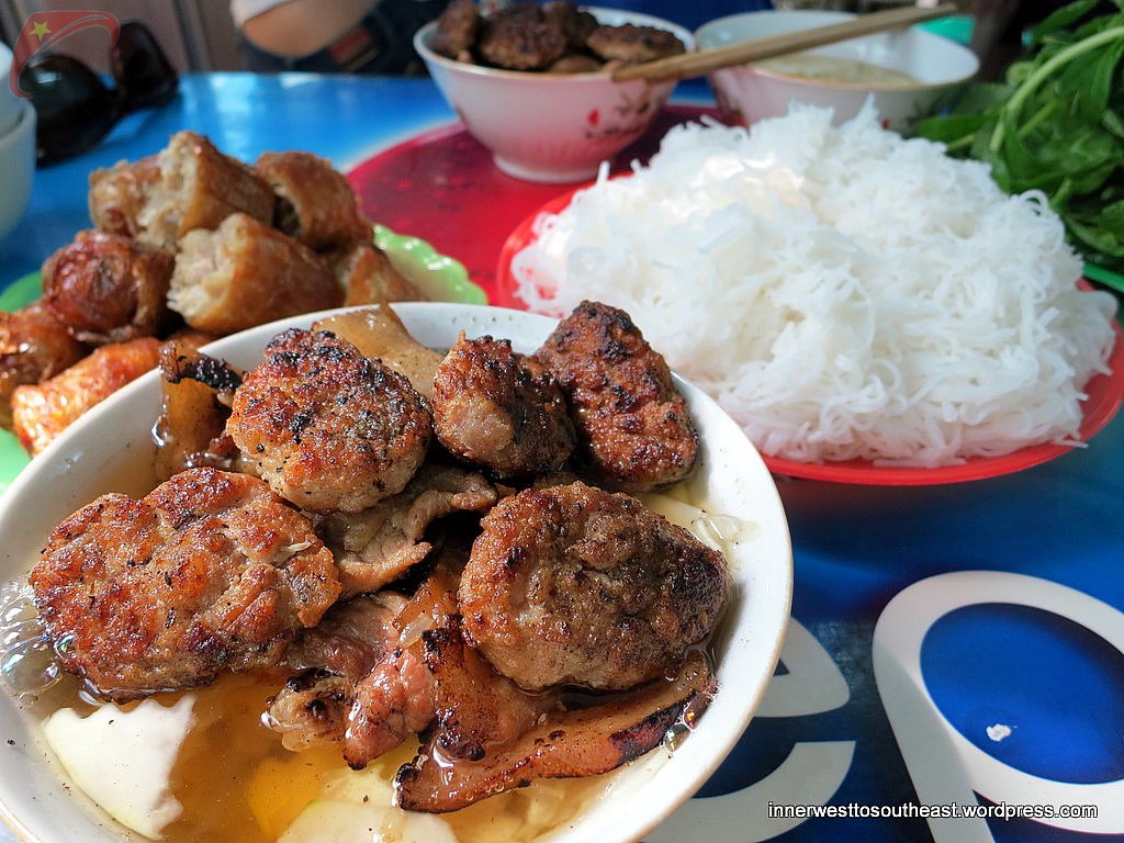 Bun Cha (Vermicelli with grilled pork)