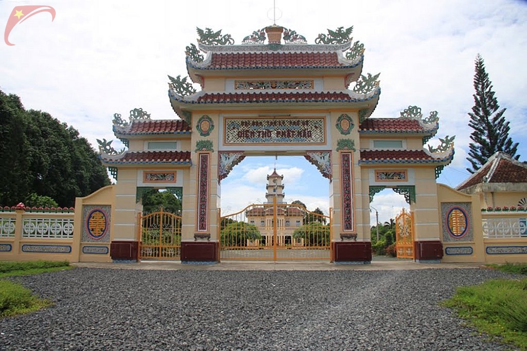 Cam Giang temple