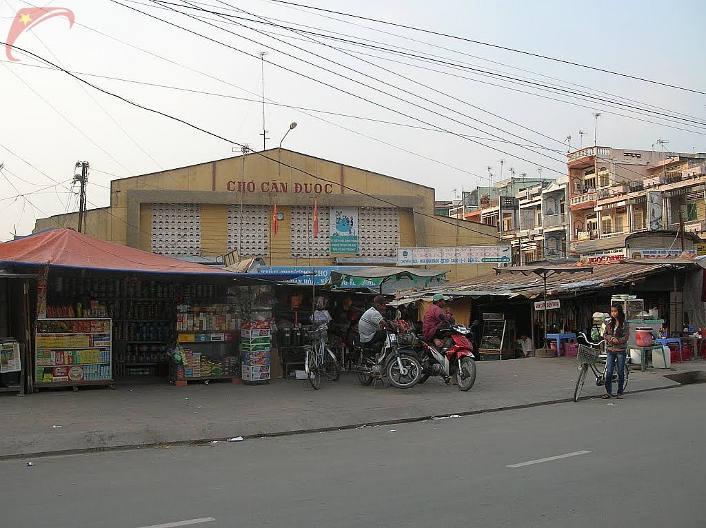 Can Duoc market