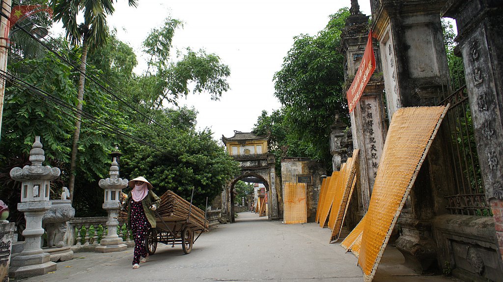 Cu Da ancient village