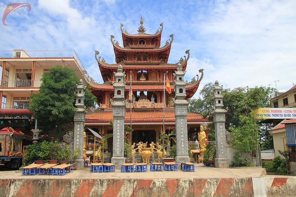 Go Dau temple