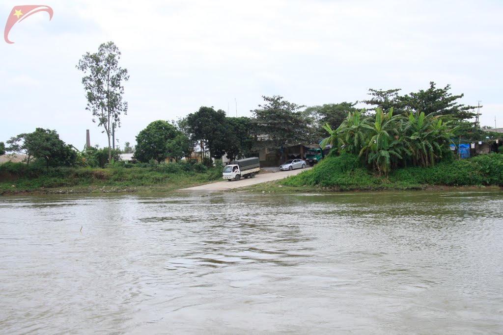 Hiep ferry in Ninh Giang district