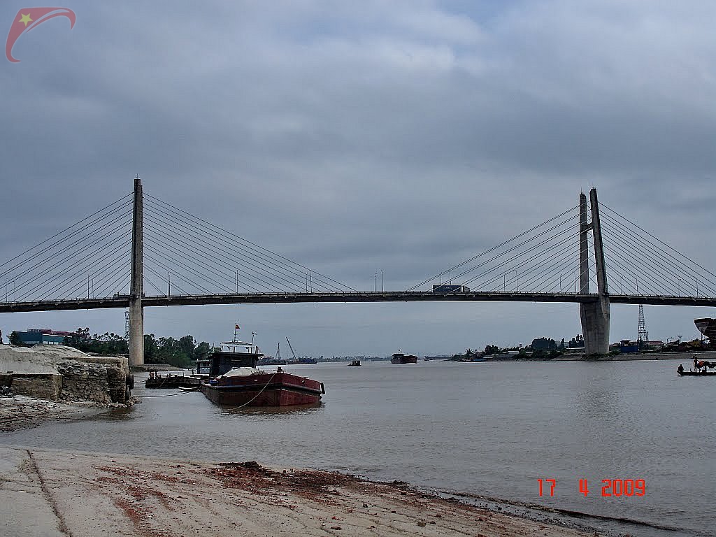 Kien bridge