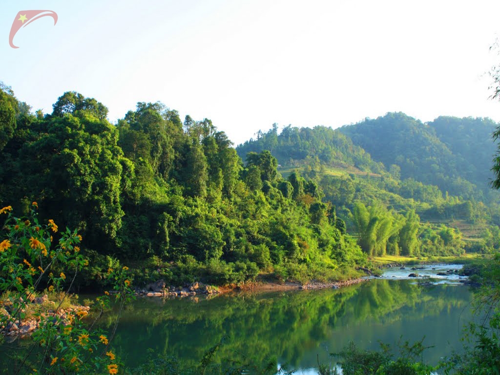 Ky Cung river