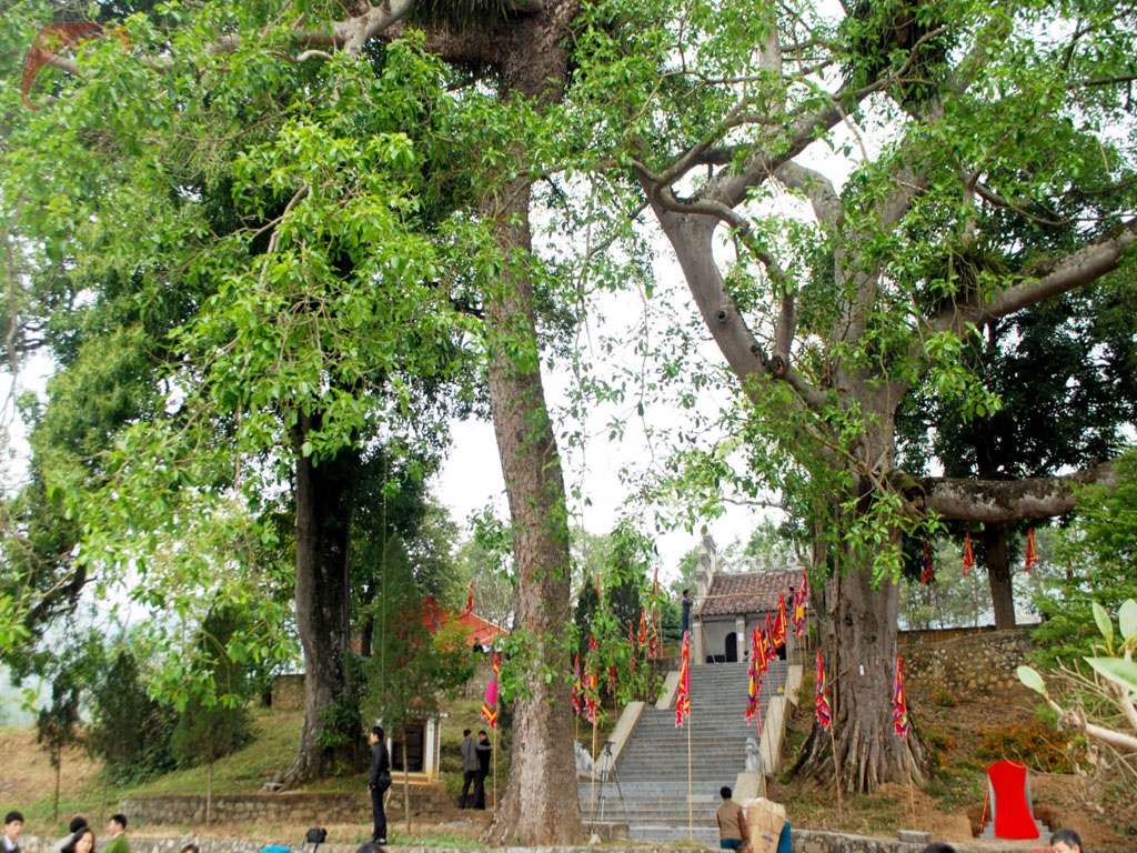 Ky Sam temple
