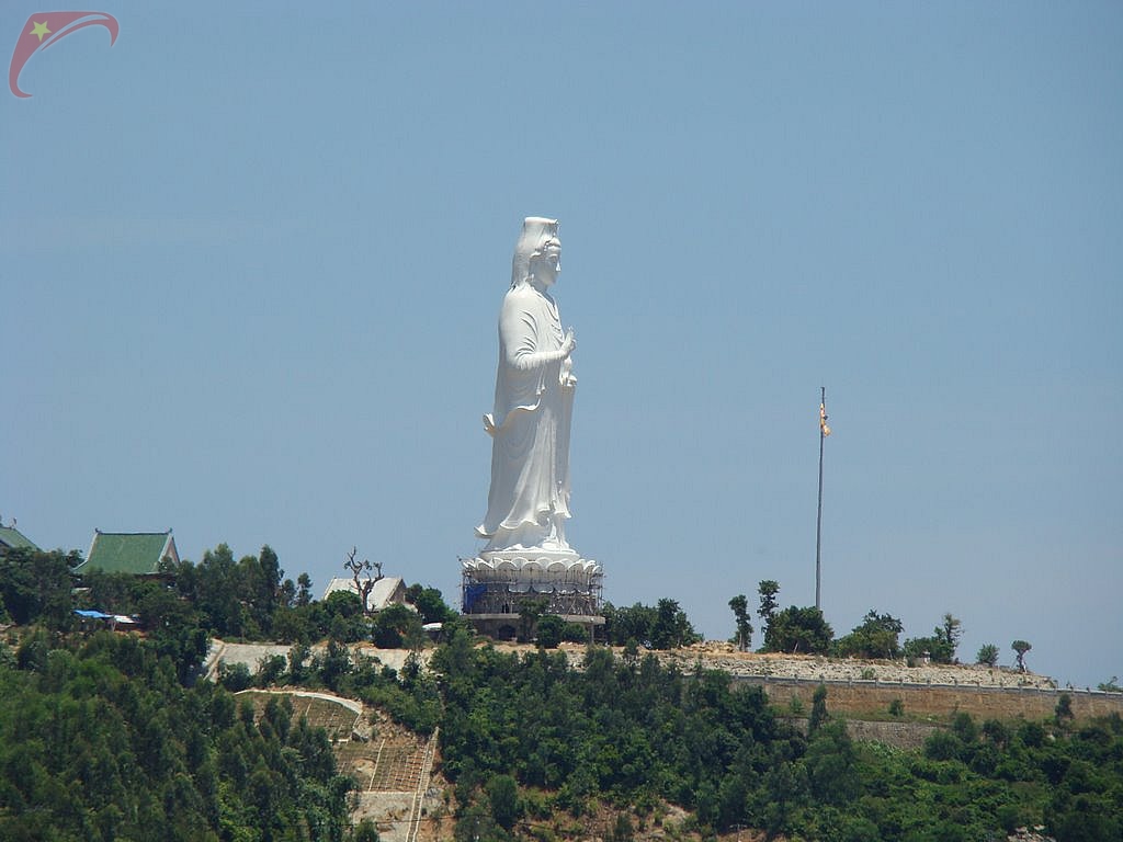 Lady Buddha statue