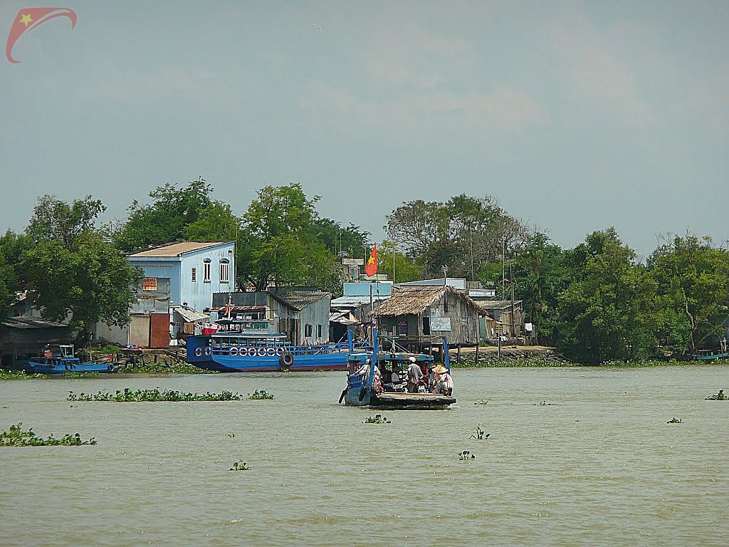 Long Hau ferry