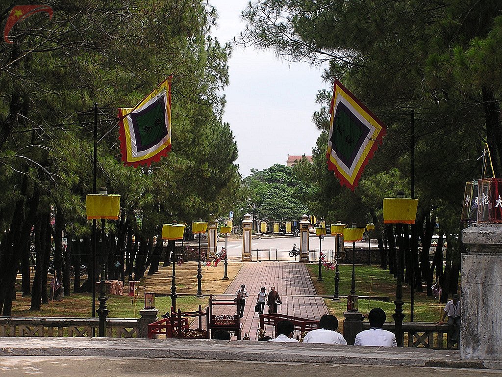 Nam Giao esplanade