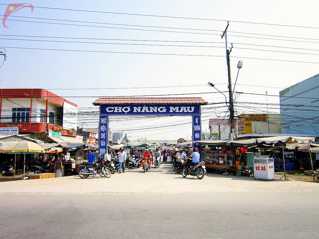 Nang Mau market