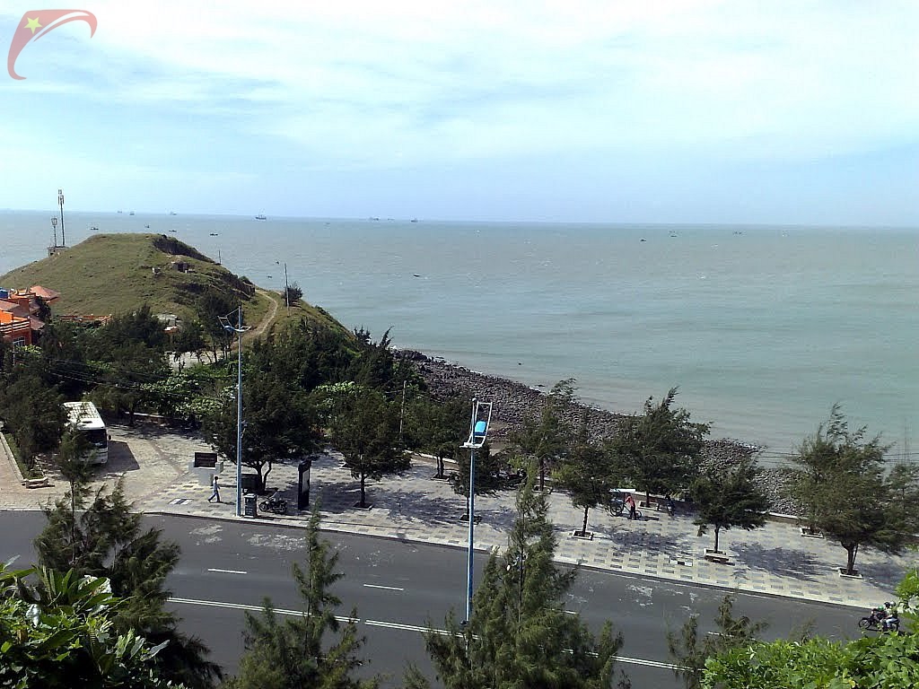 Nghinh Phong cape
