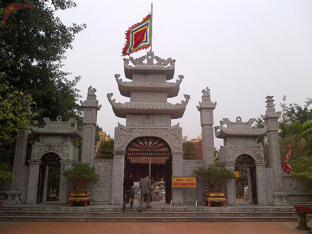 Ngo Quyen temple