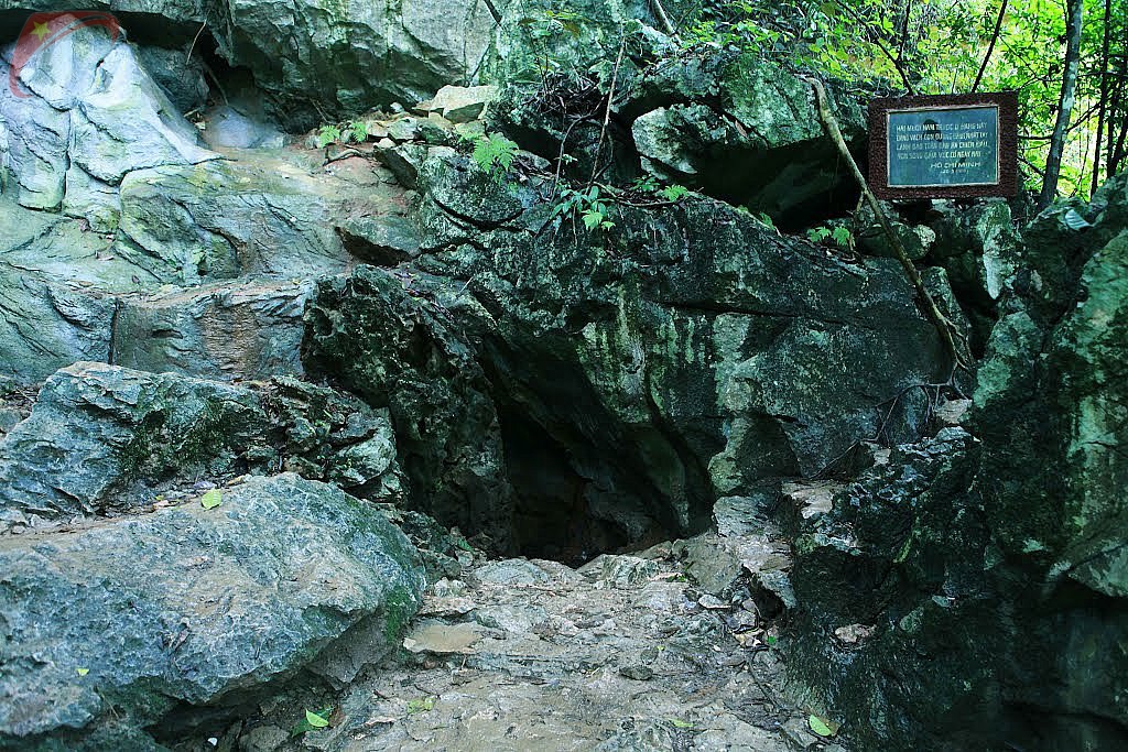 Pac Bo cave