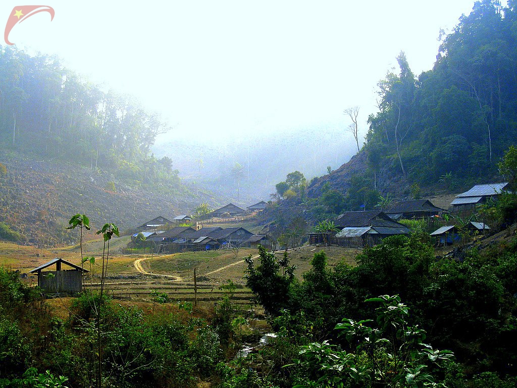 Pac Ngoi village