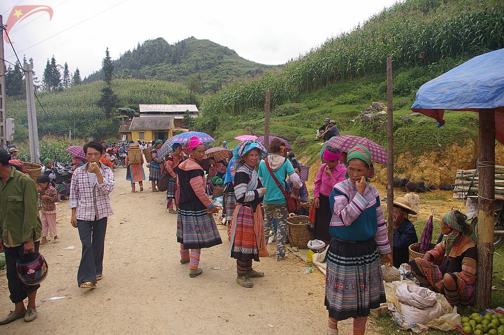 Pha Long market