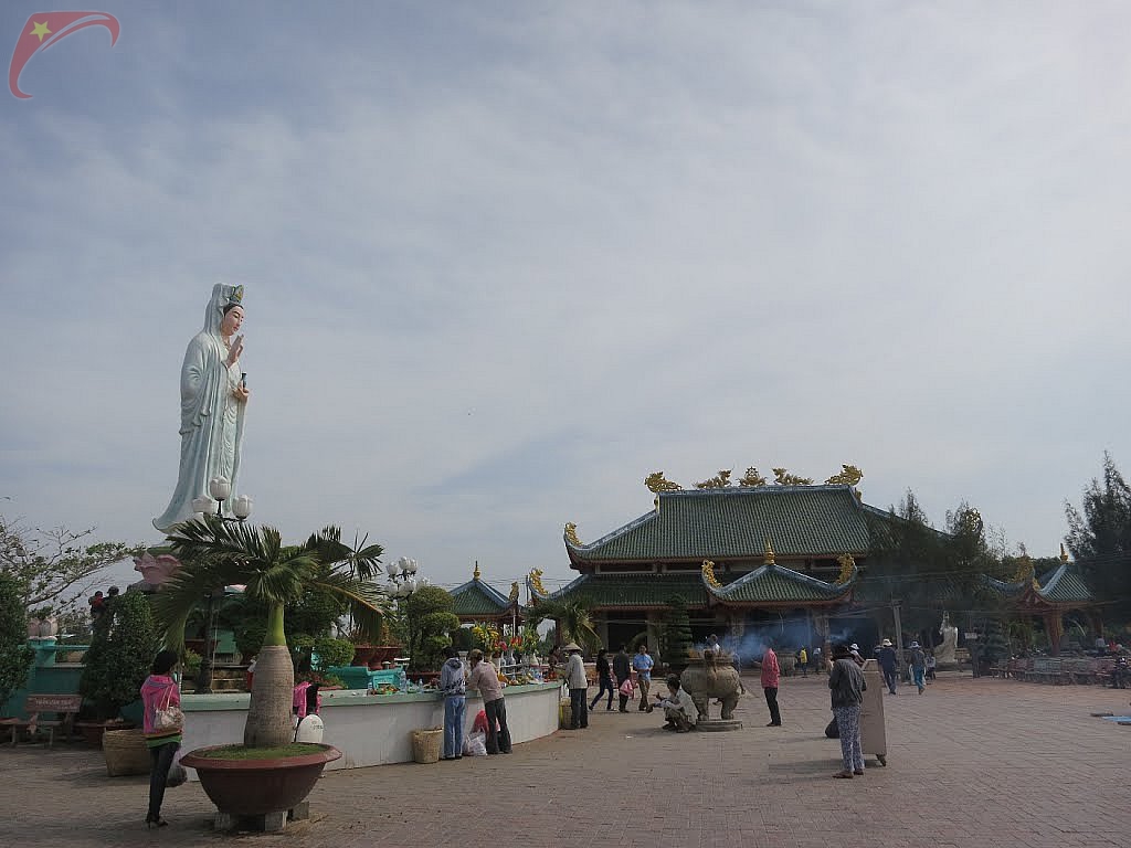 Phat Ba Nam Hai pagoda