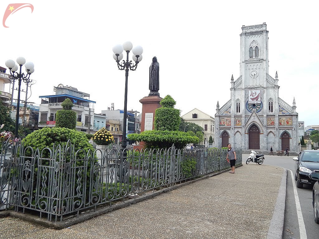 Phong Loc church
