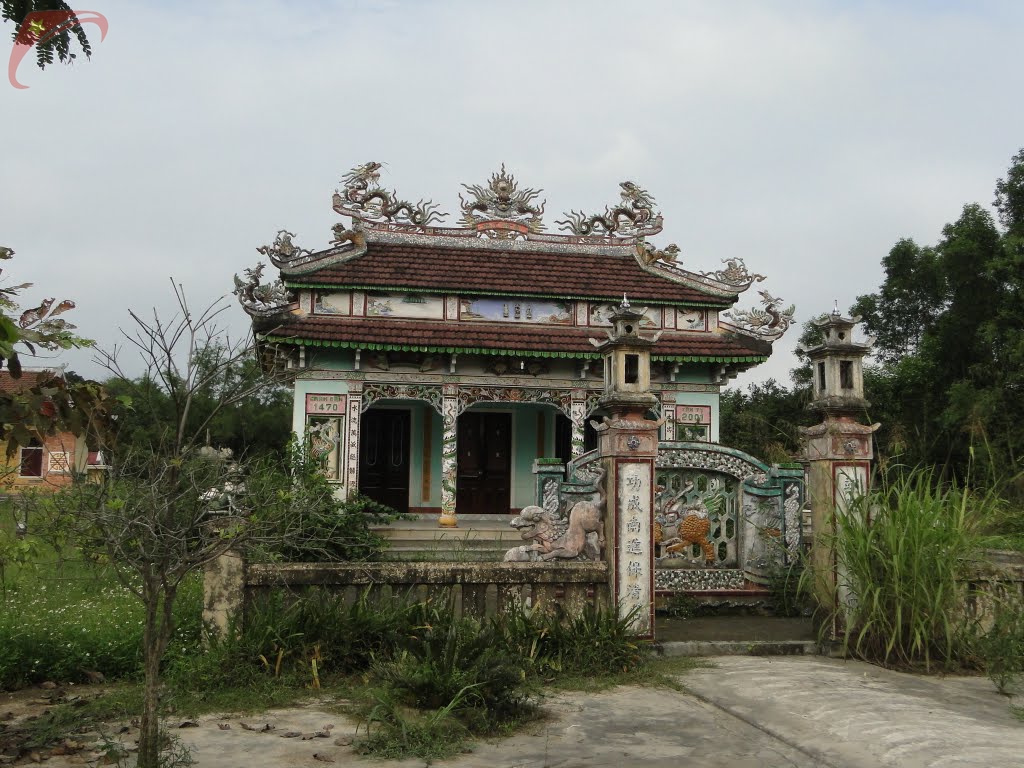 Phuoc Tich ancient village