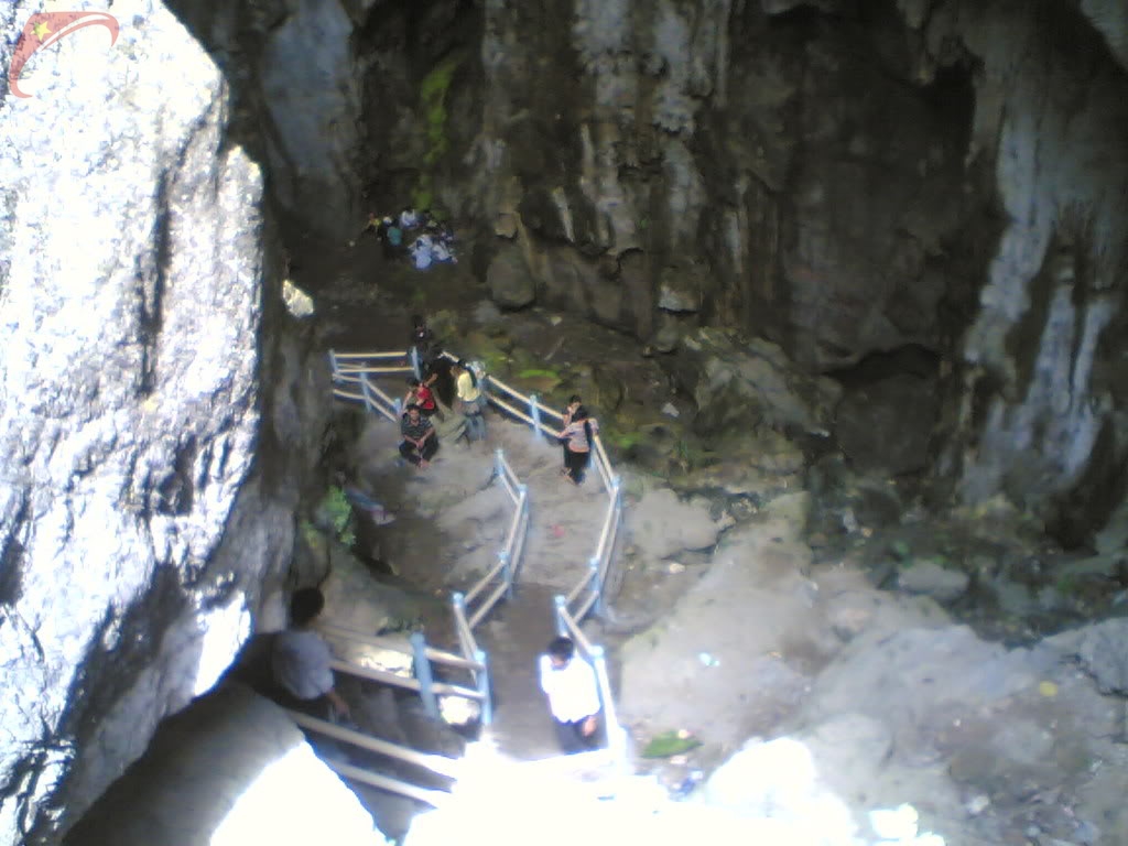 Phuong Hoang cave