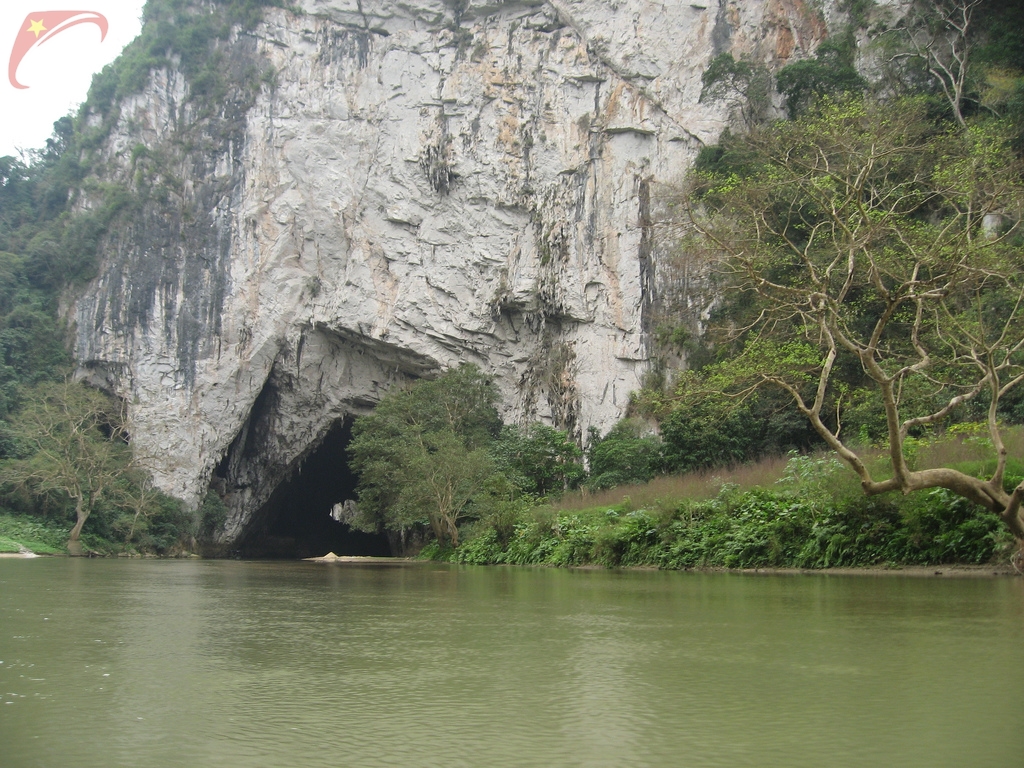 Puong cave