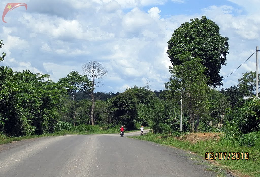Road to Krong No district