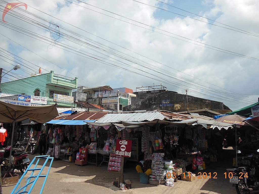 Tan Tru market