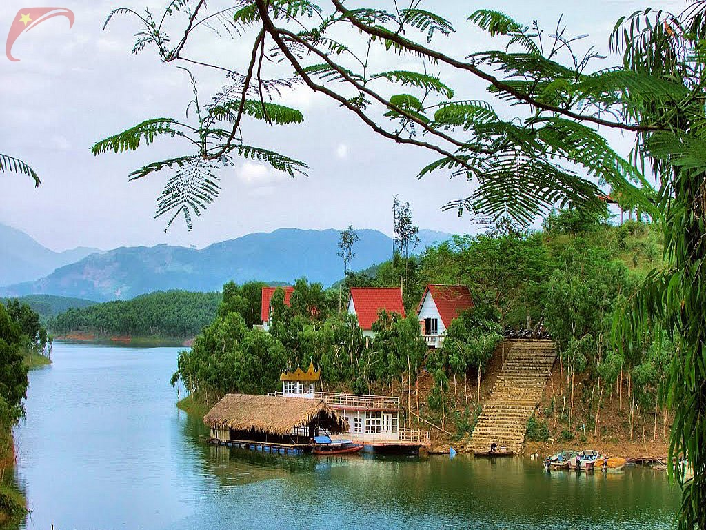 Thac Ba lake