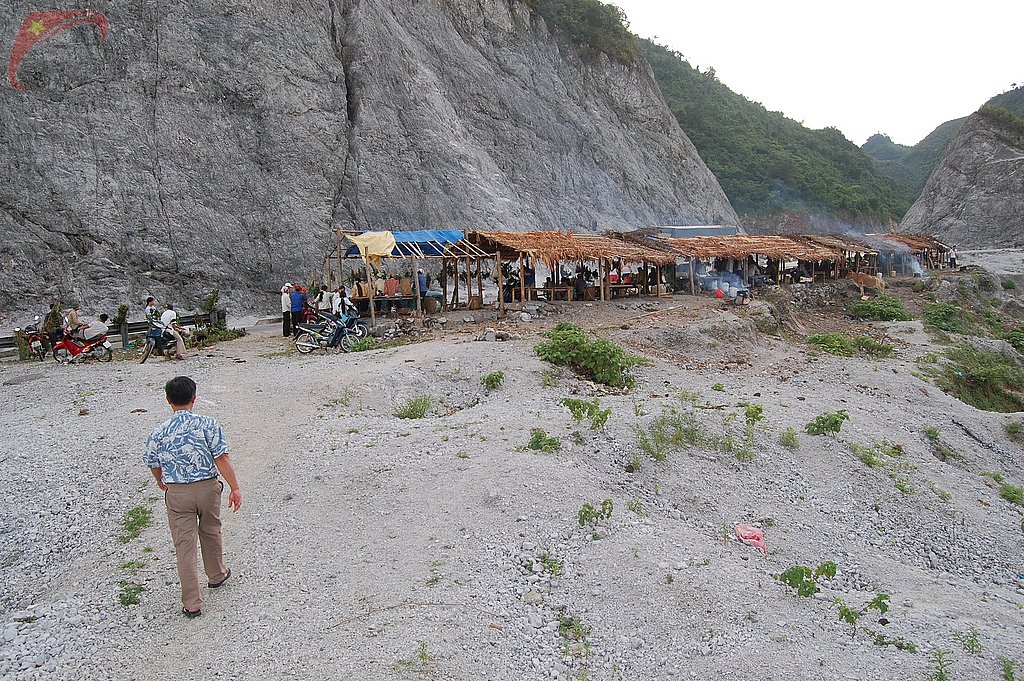 Thung Khe pass