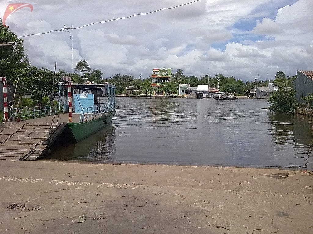 Ferry at Trem river