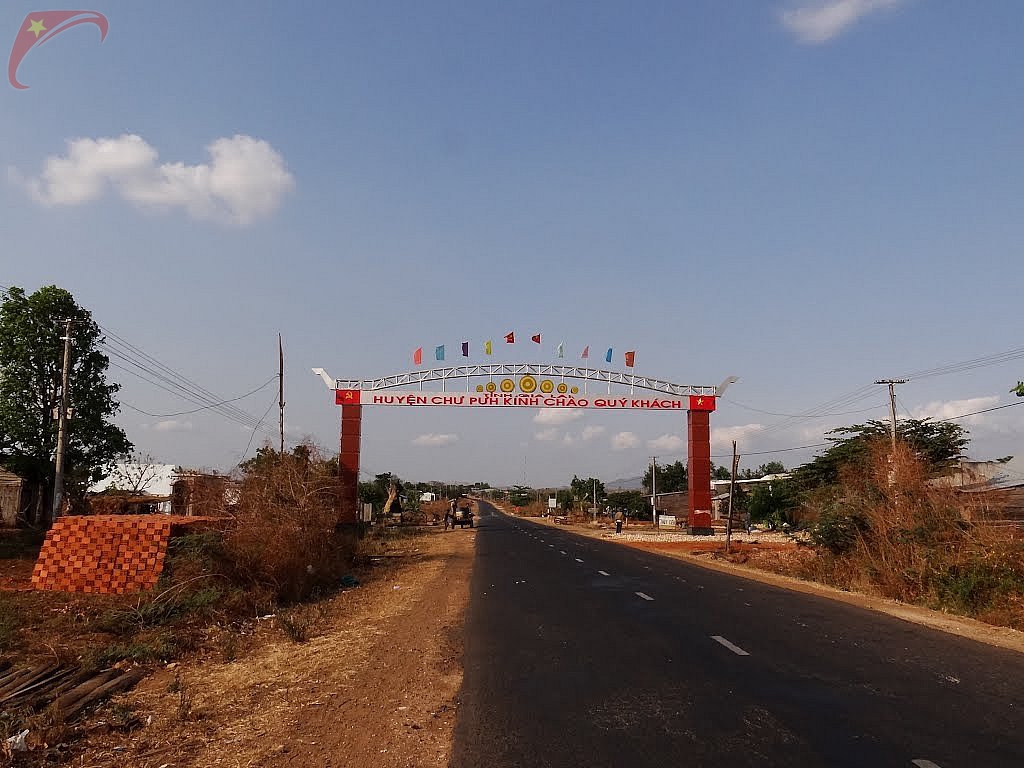 Way to Chu Puh district